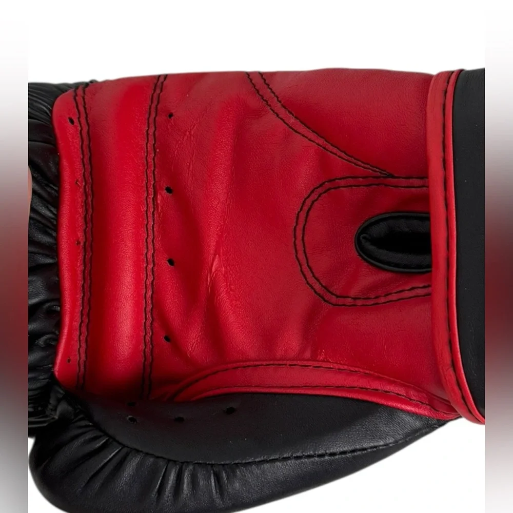 Venum kids contender